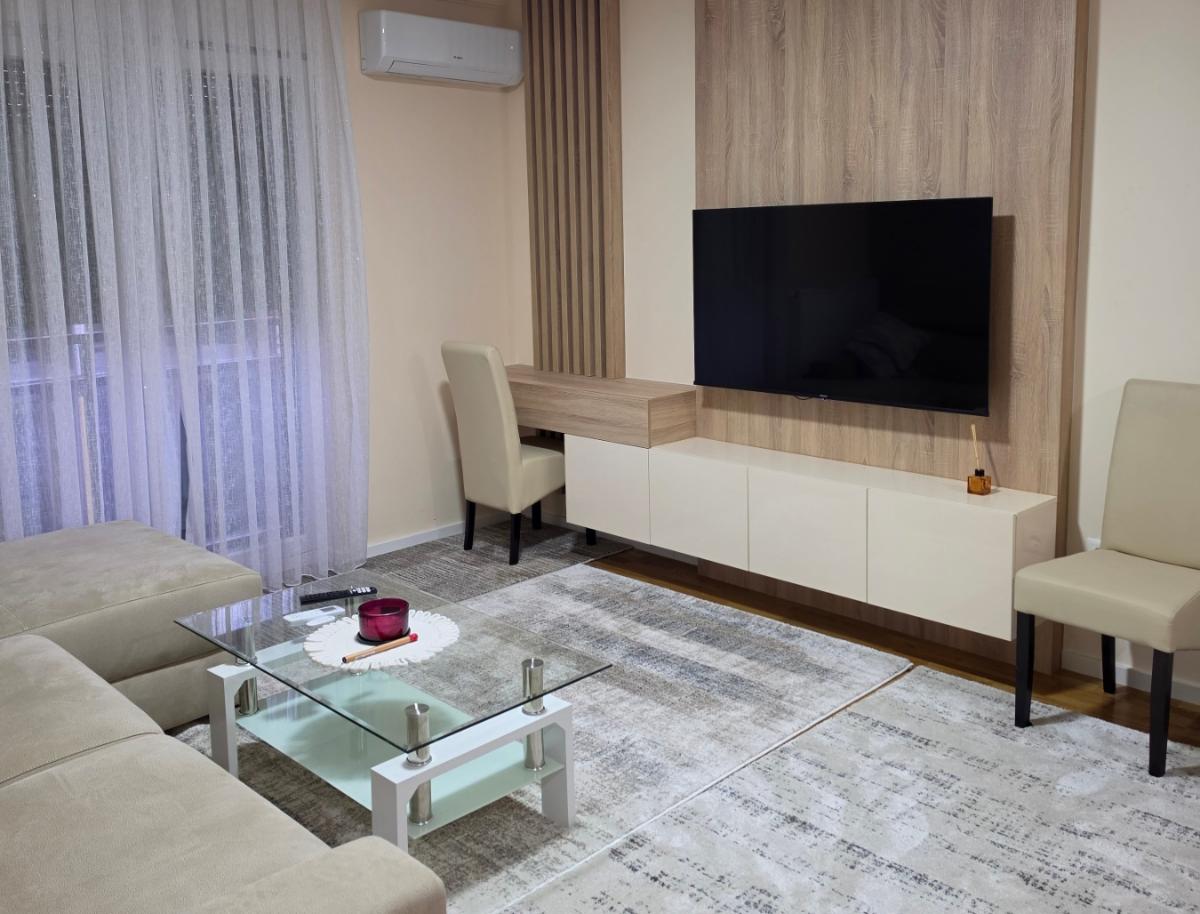 OGLAS: Izdaje se nov namješten stan od 50 m² u ulici Gorana Nikolića