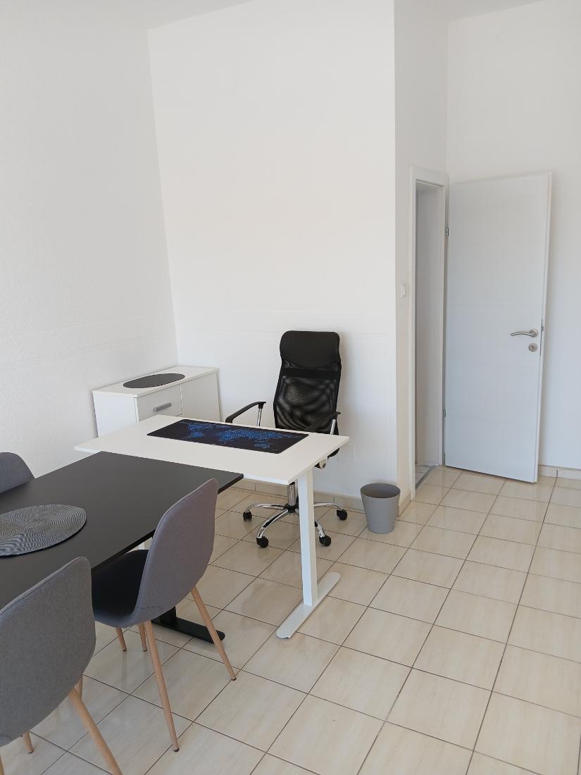 Poslovni prostor 18m Dzungla Doboj 01