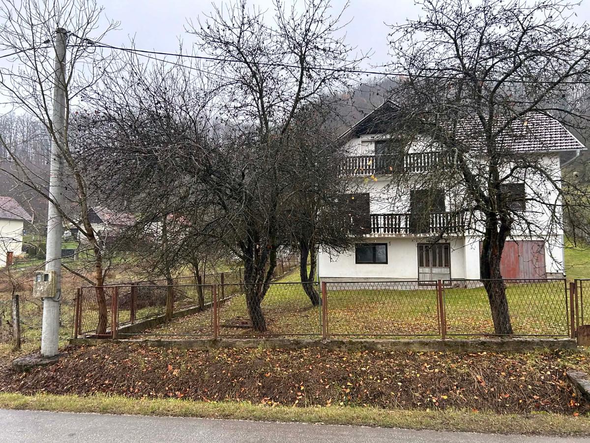 kuca u Busleticu za prodaju 1991 godiste naslovna 03