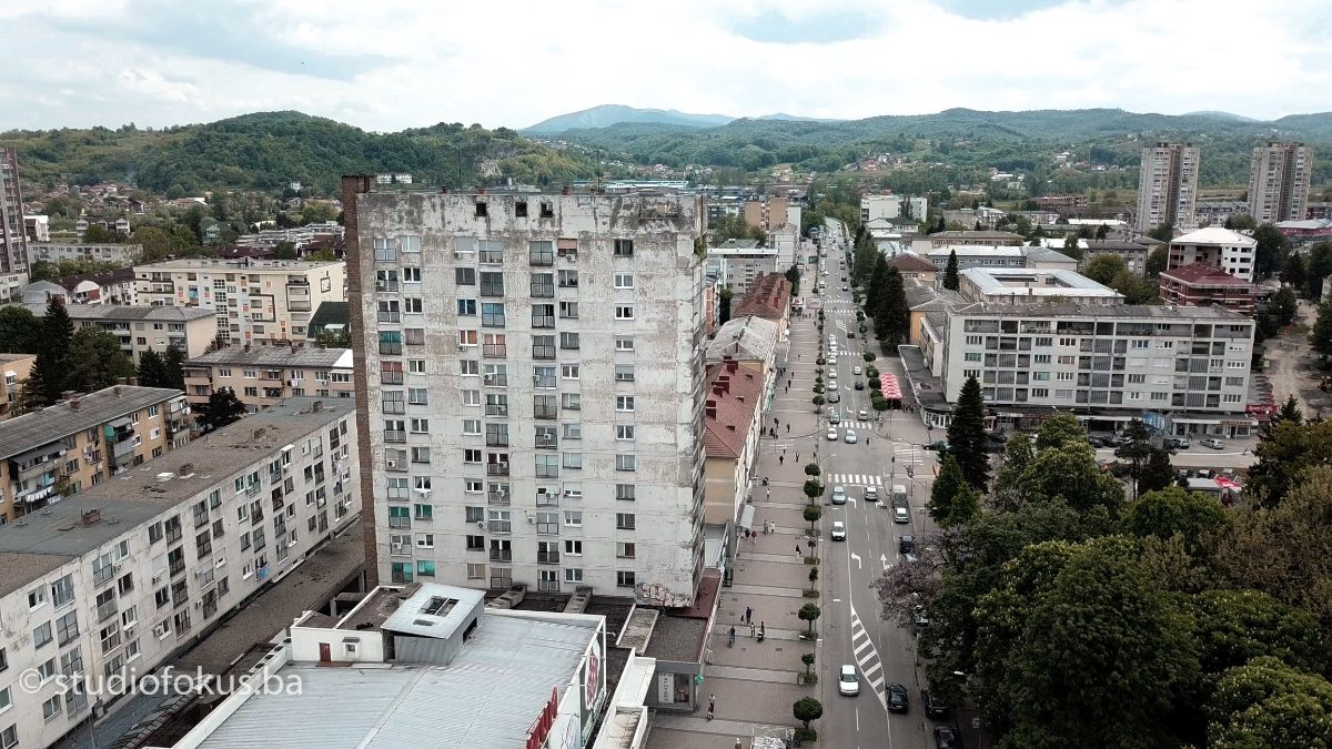 IZ NAŠEG UGLA Dobar dan, ja sam iz Doboja