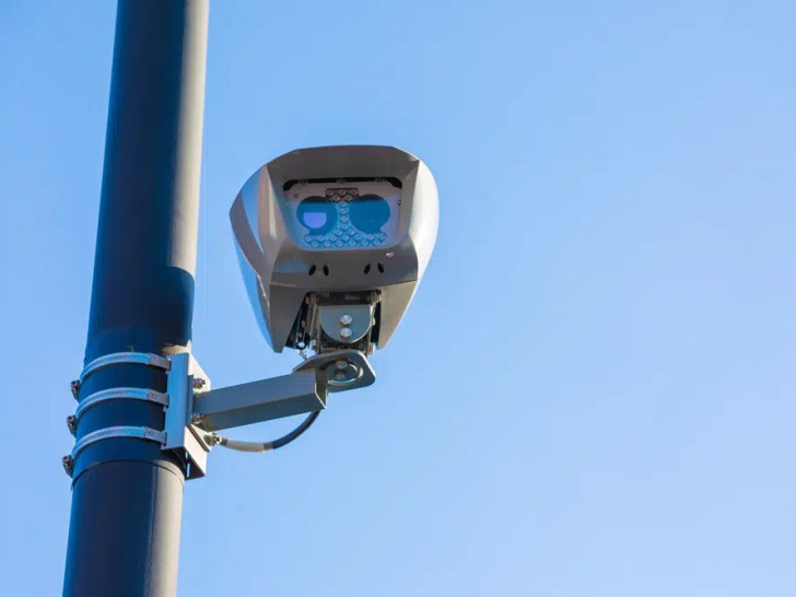 DOBOJ PREDNJAČI U PREKRŠAJIMA: 318 vozača bez pojasa zaustavila pametna tehnologija