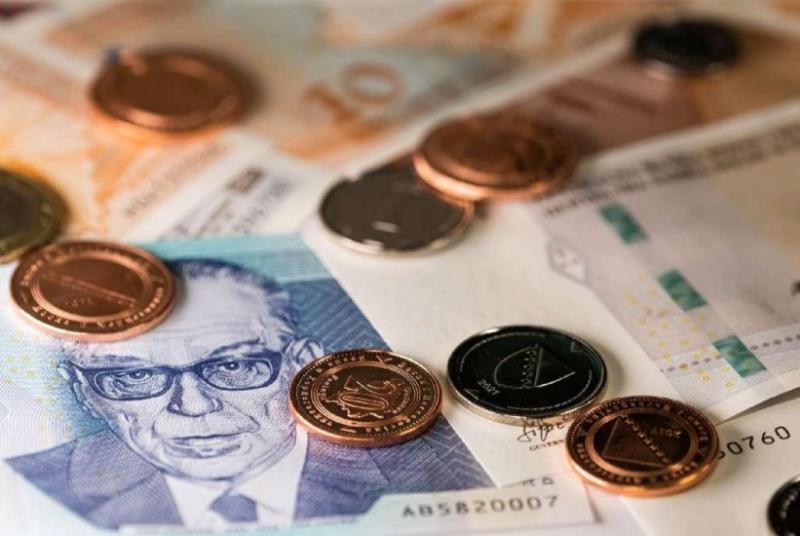 Prosječna plata u BiH dostigla 1.545 KM: Realni rast od 8,7% u godinu dana