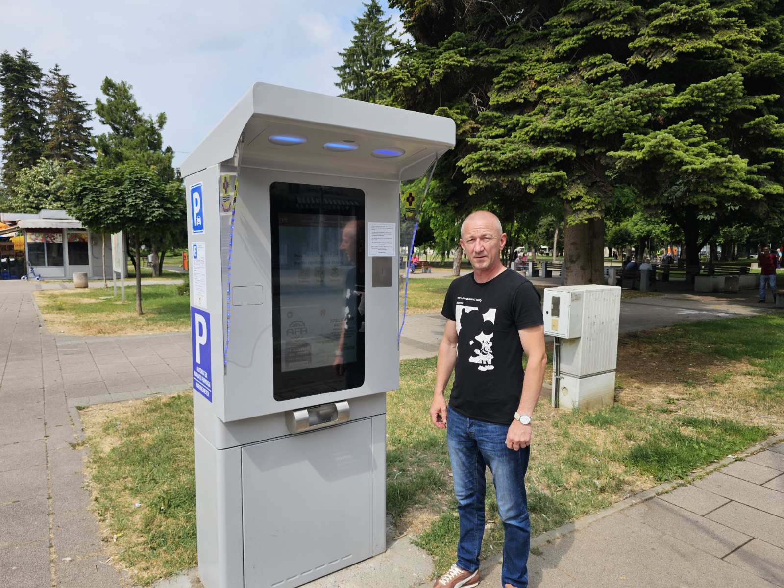 BOROJEVIĆ : "Da li se sprema privatizacija parkinga u Doboju?"