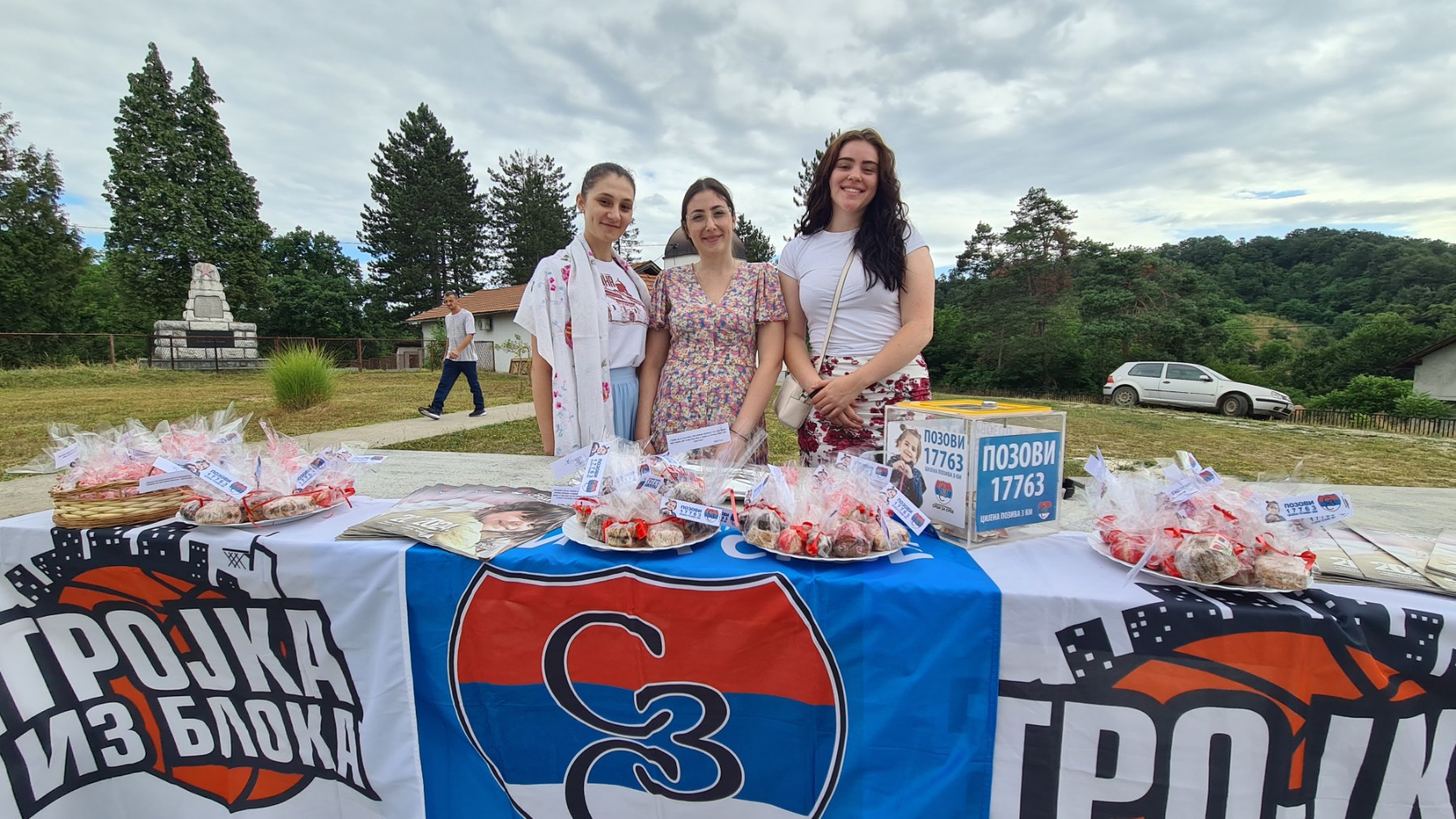 DOBOJ: "Vidovdanski buket iz bloka" za devetočlanu porodicu Jović iz Osječana