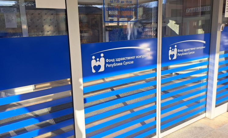 DOBRO SE INFORMIŠITE U ovim situacijama IMATE PRAVO NA POVRAT PARA za pregled ili lijek koji ste platili