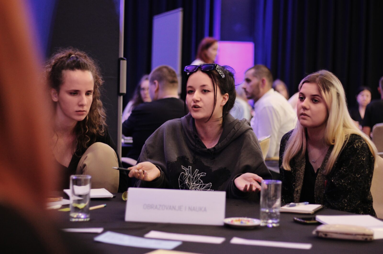 BROD: Dijalog mladih i lokalne vlasti – Pokrenut ciklus javnih razgovora „Ti se pitaš 2025“