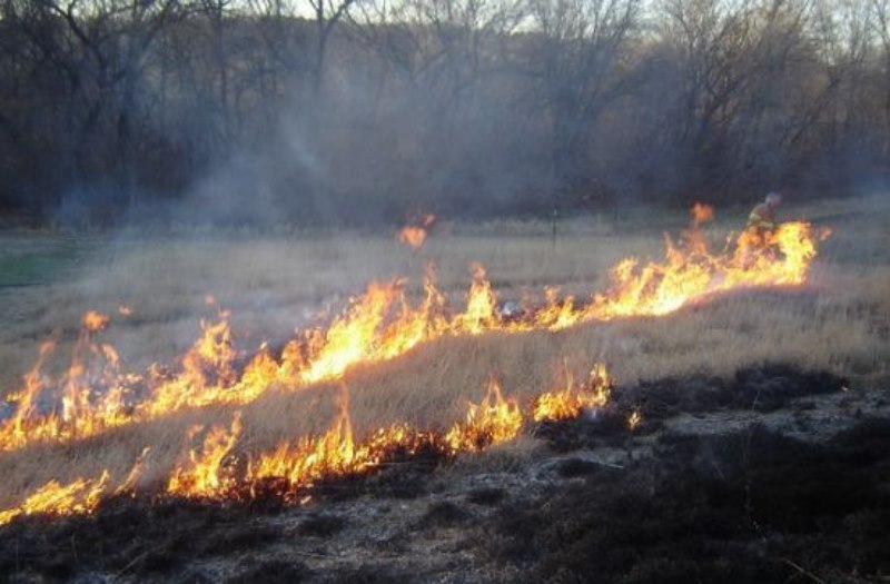 TRAGEDIJA U TESLIĆU: U požaru nastradala jedna osoba