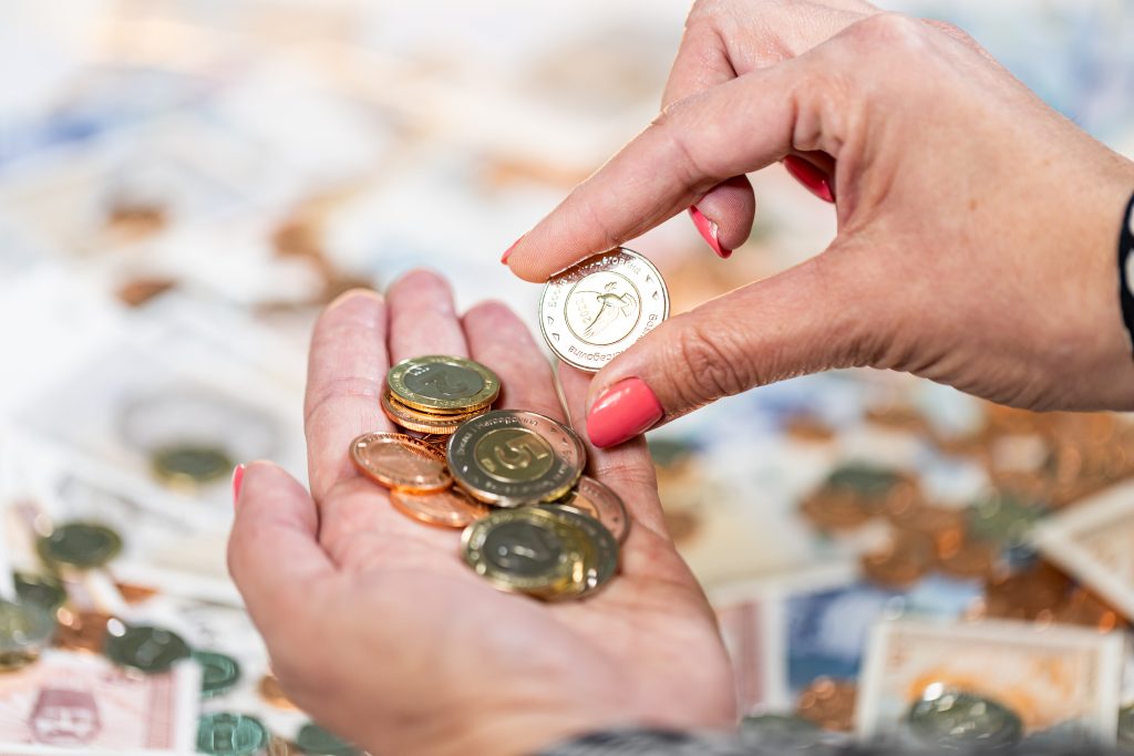 Od milijarde i po na „escrow“ računu ostao milion i po