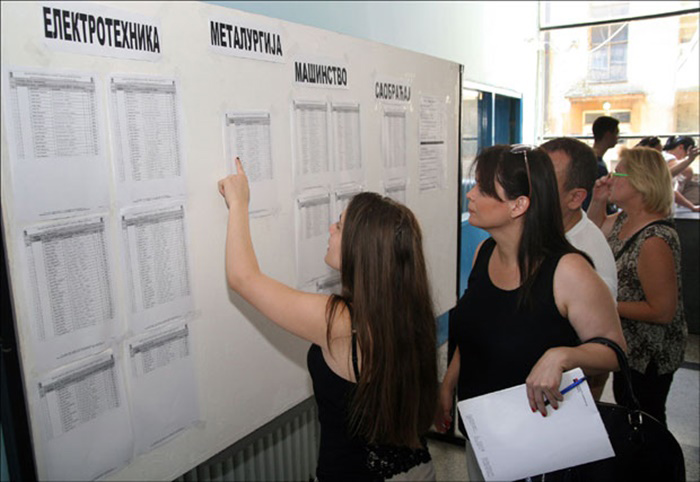 U srednje škole upisano 9.119 učenika, najviše interesa za ekonomiju, pravo i trgovinu