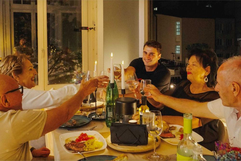 BALKON S NAJBOLJIM POGLEDOM U GRADU Festival još nije završio, a već imamo najemotivniji trenutak 