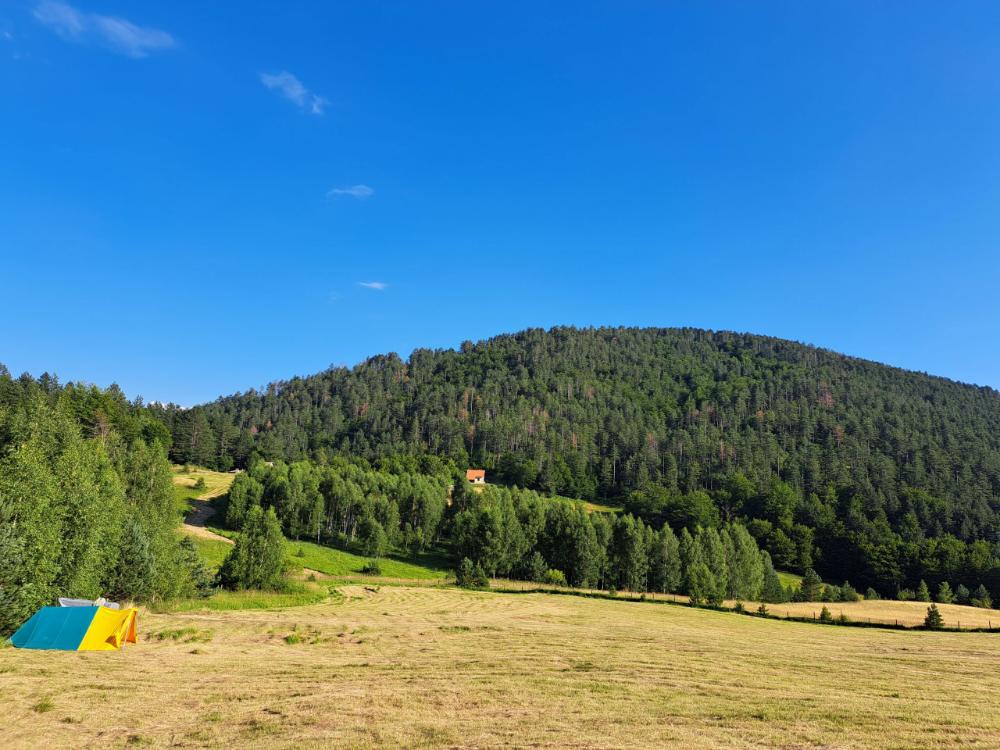 VRIJEME: Sunčano i prijatno, ponegdje kratkotrajni pljuskovi