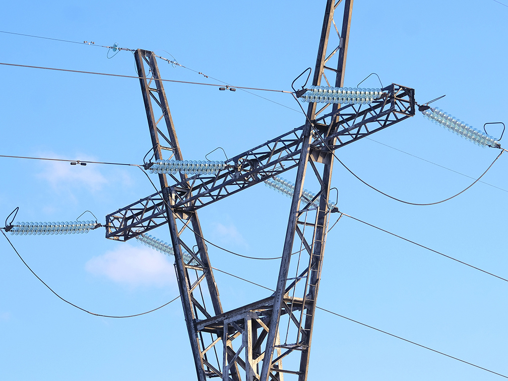 Povećan uvoz nameće veću cijenu struje u RS - Poskupljenje moguća početkom 2026.