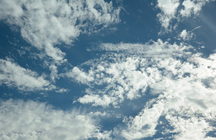 VRIJEME: Sutra umjereno do pretežno oblačno, sa slabim lokalnim pljuskovima