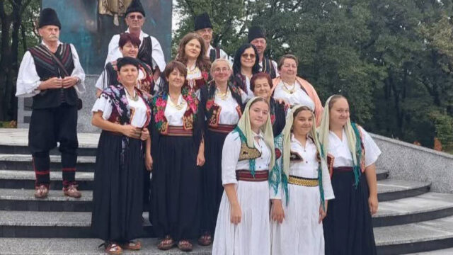 DOBOJ: Zavičajni klub “Izvor” osvojio drugo mjesto na Svesrpskom saboru narodnog stvaralaštva i rasejanja u Vojkovićima