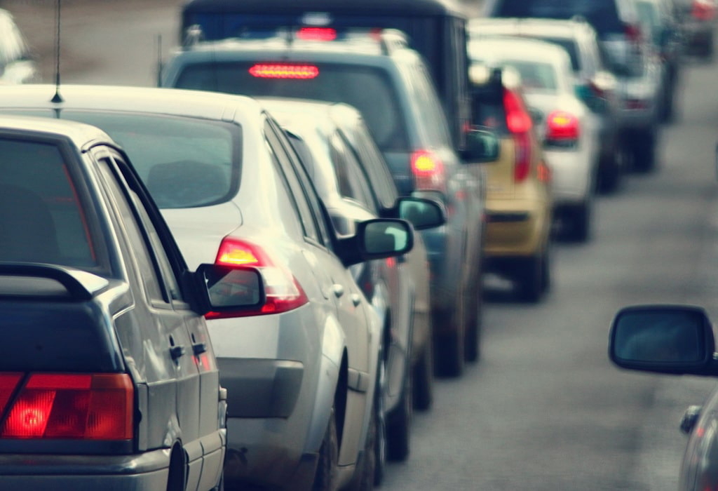 PUTEVI: Pojačan saobraćaj na početku radne sedmice, oprez u blizini škola