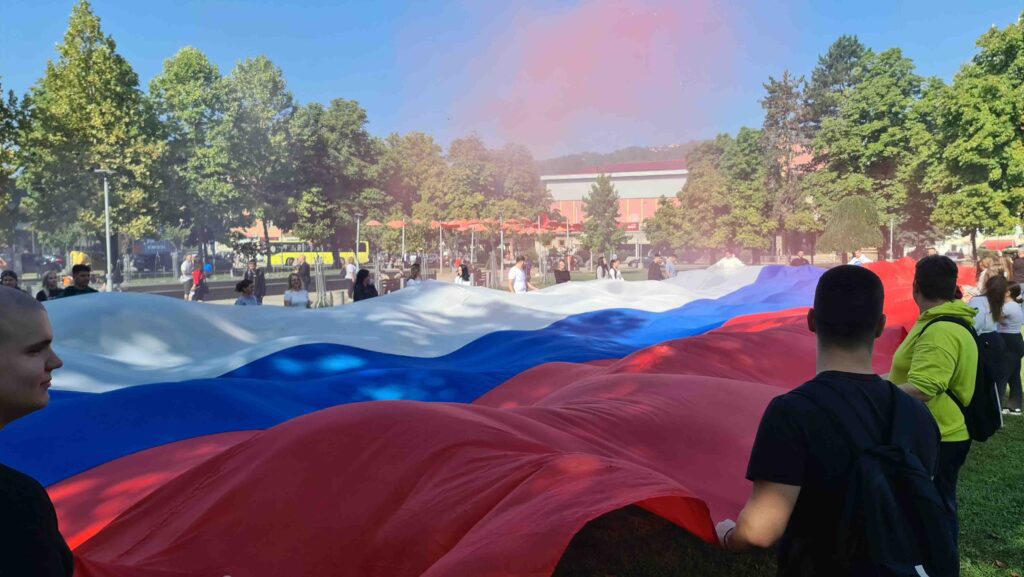 DOBOJ: Učenici četiri srednje škole obilježili Dan srpskog jedinstva