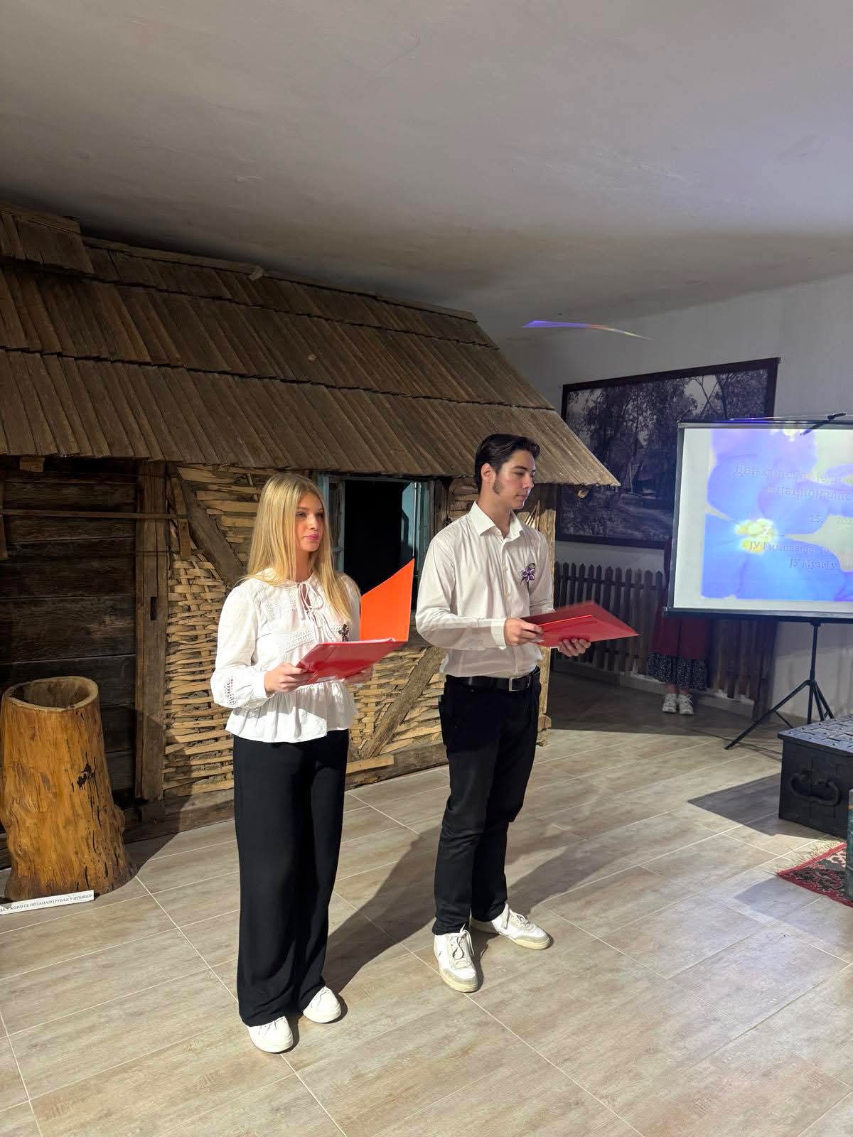 gimnazijalci u dobojskom muzeju 02