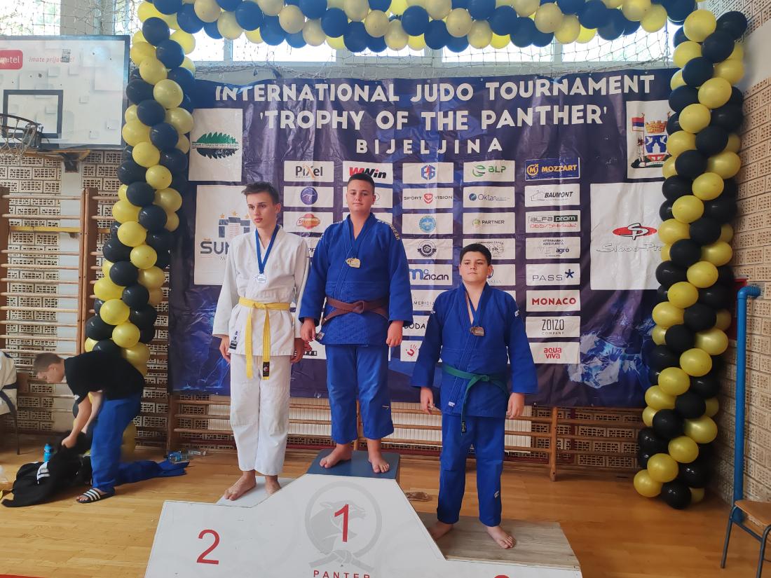 DZK Morote Petrovo 02