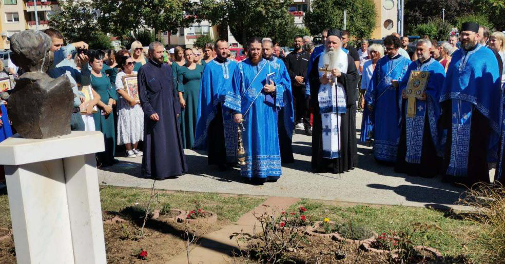 DOBOJ: Mitropolit Fotije služio pomen za sve koji su život dali za Srpsku