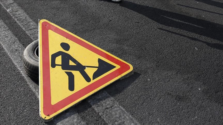 PUTEVI: Pojačan saobraćaj i brojni radovi