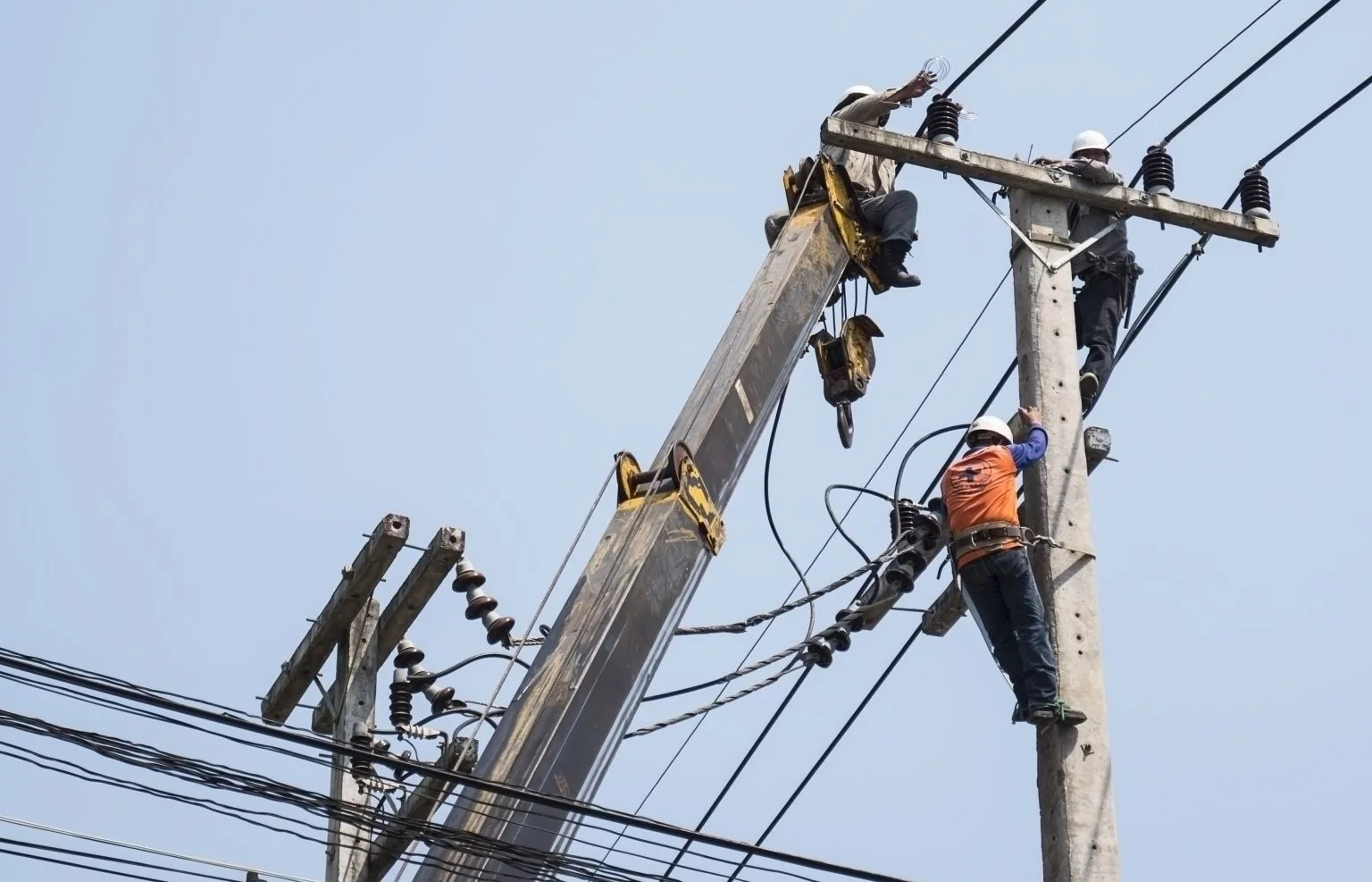Radovi na elektro mreži – najavljena isključenja struje u Doboju (Elektro Doboj)
