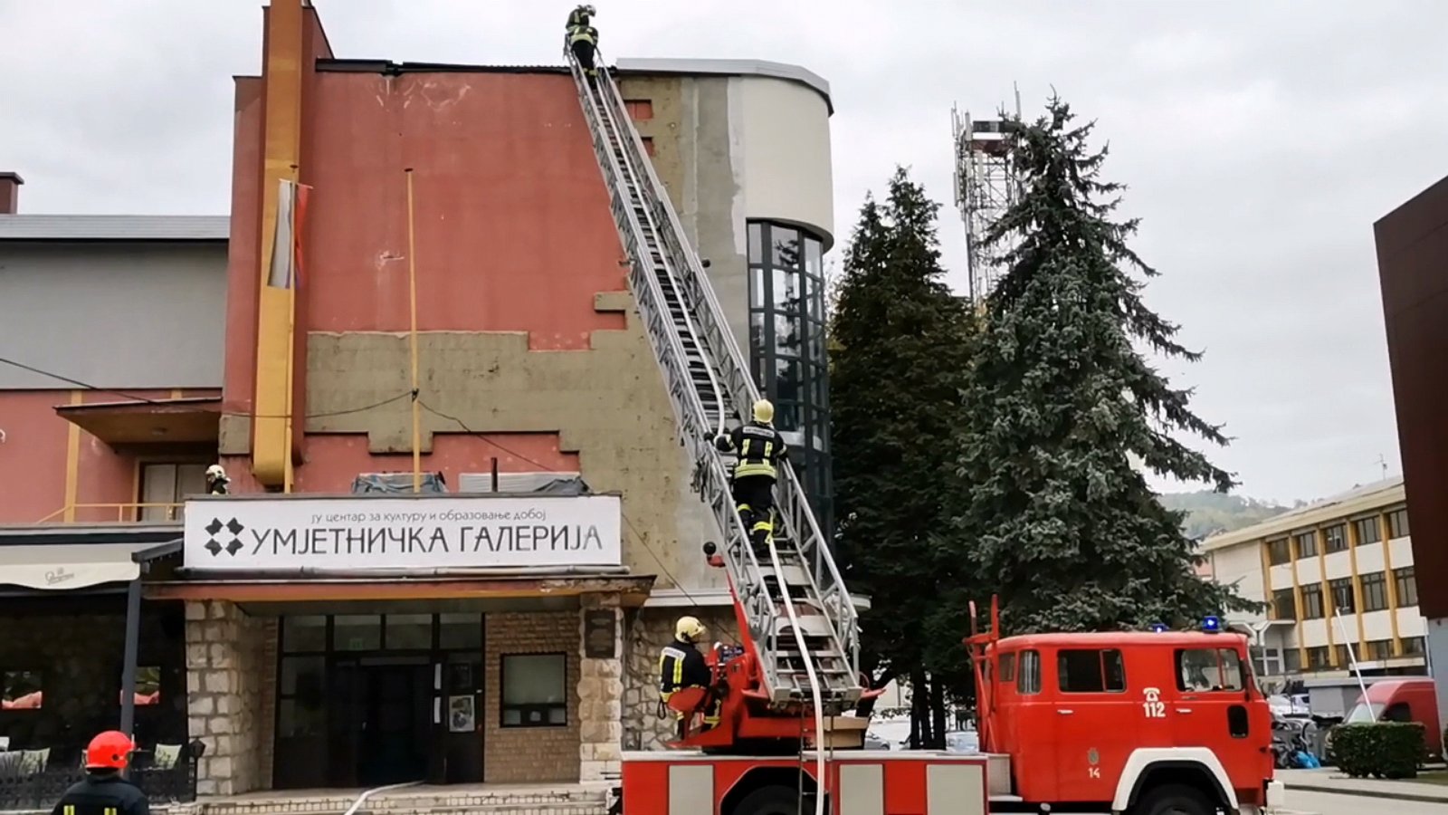 DOBOJ Realizovana pokazna vježba u slučaju zemljotresa 04