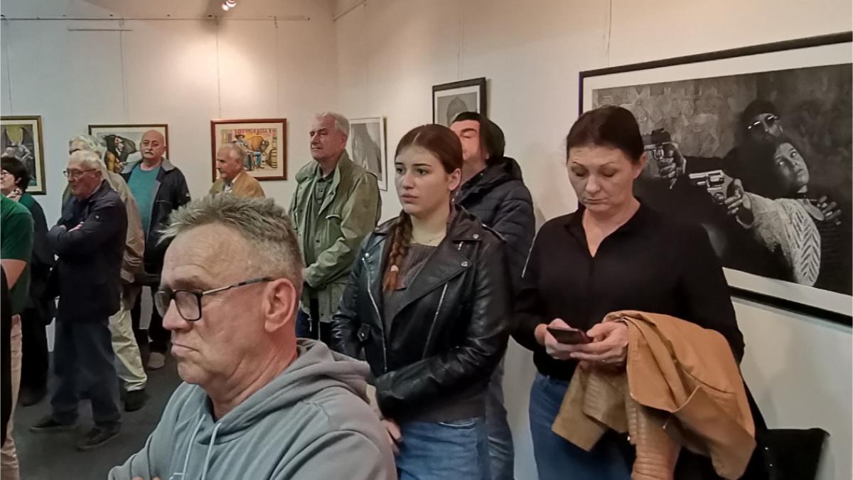 DOBOJ Otvorena prva samostalna izlozba Denija Bozica 03