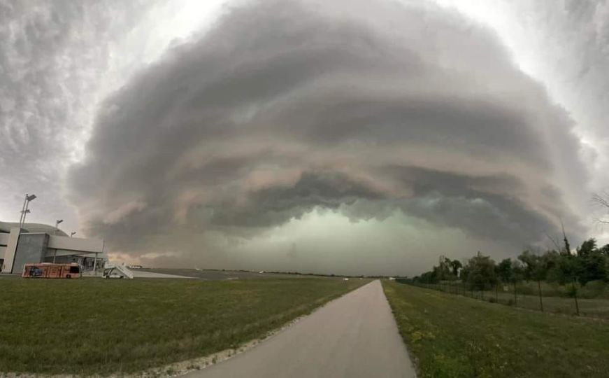 VRIJEME: Hladni front donosi kišu, vjetar i nagli pad temperature