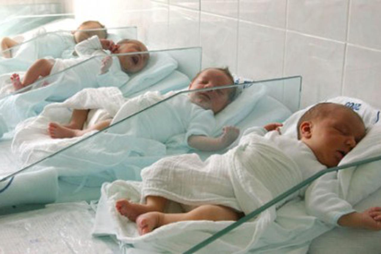 DOBOJ: U protekla 24 časa rođeni dječak i djevojčica