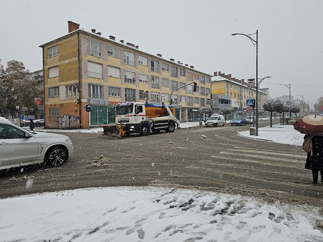 VRIJEME: Hladno i pretežno oblačno uz snijeg danas i narednih dana