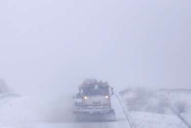 PUTEVI: Poplave, snijeg i klizišta otežavaju saobraćaj širom Republike Srpske i Federacije BiH