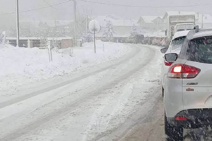 AMS RS: Obustavljen saobraćaj za teretnjake na više magistralnih dionica