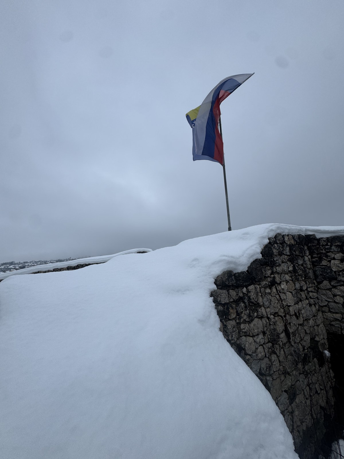 paljenje zasteve bih 04