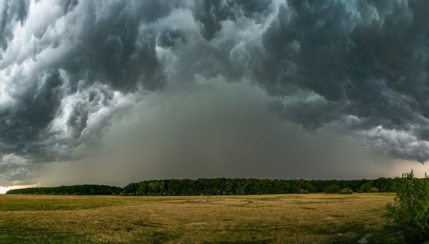 VRIJEME: Promjenljivo i oblačno, mjestimično sa slabom kišom