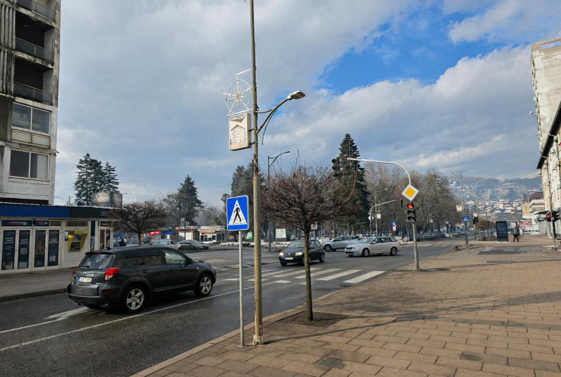 VRIJEME: Pretežno oblačno, ponegdje slaba kiša