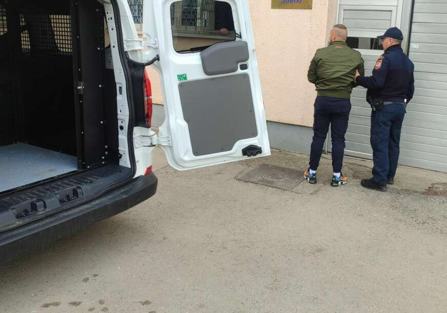 Izručen u BiH iz Hrvatske: U KPZ Doboj sproveden osumnjičeni za kojim je aktivna međunarodna potjernica