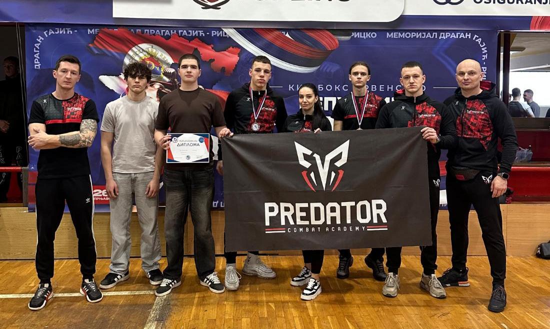 (FOTO) DOBOJ: Kik-boks klub „Predator“ osvojio šest medalja na Prvenstvu Republike Srpske