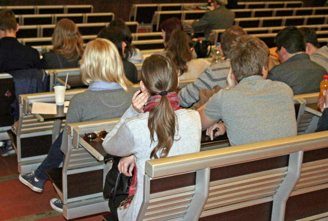 DOBOJ: Objavljena preliminarna rang-lista stipendista za 2025/2026. godinu