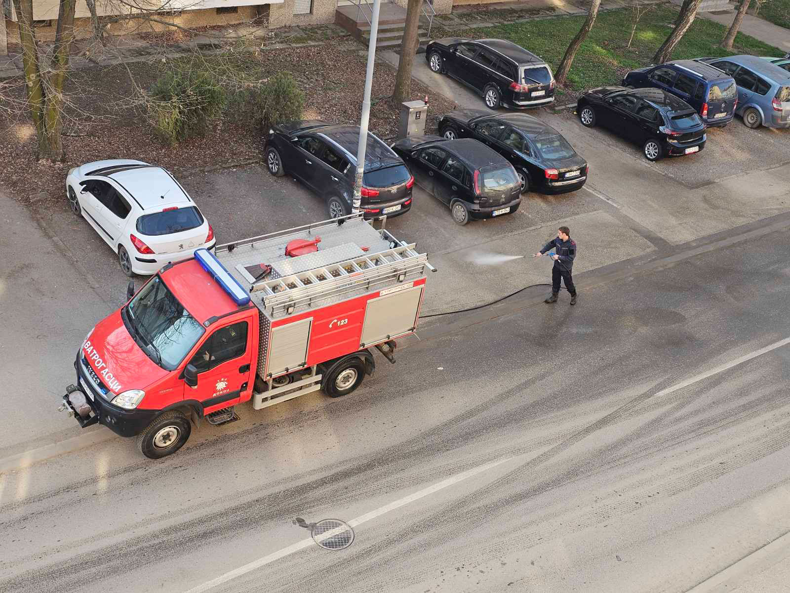 KOMENTAR: Ako je redovno čišćenje grada postalo spektakl, onda je problem mnogo veći nego što priznaju