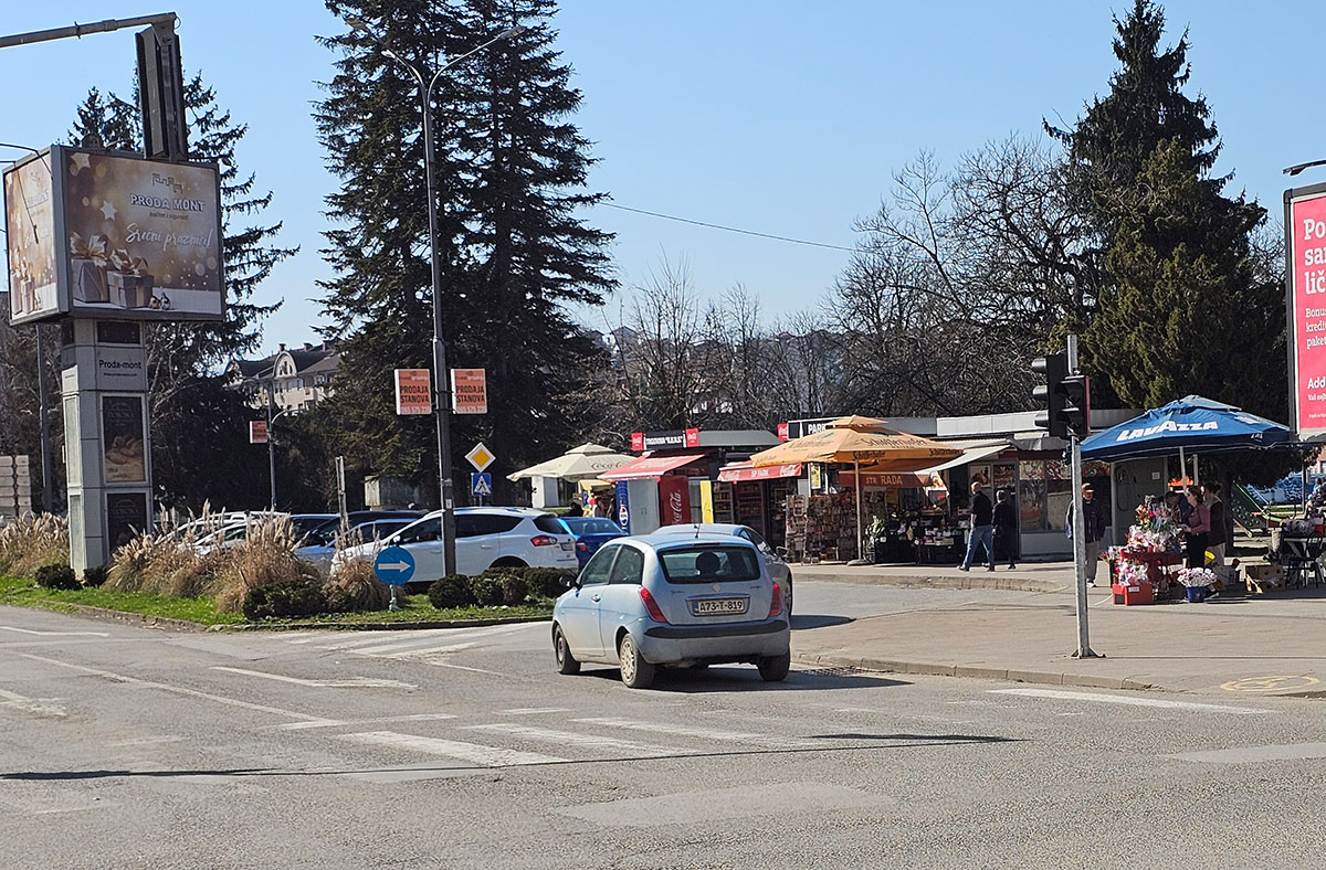 DOBOJ: Ekstra parking zona širi se na dio Ulice cara Dušana, uvode se i nove godišnje parking karte