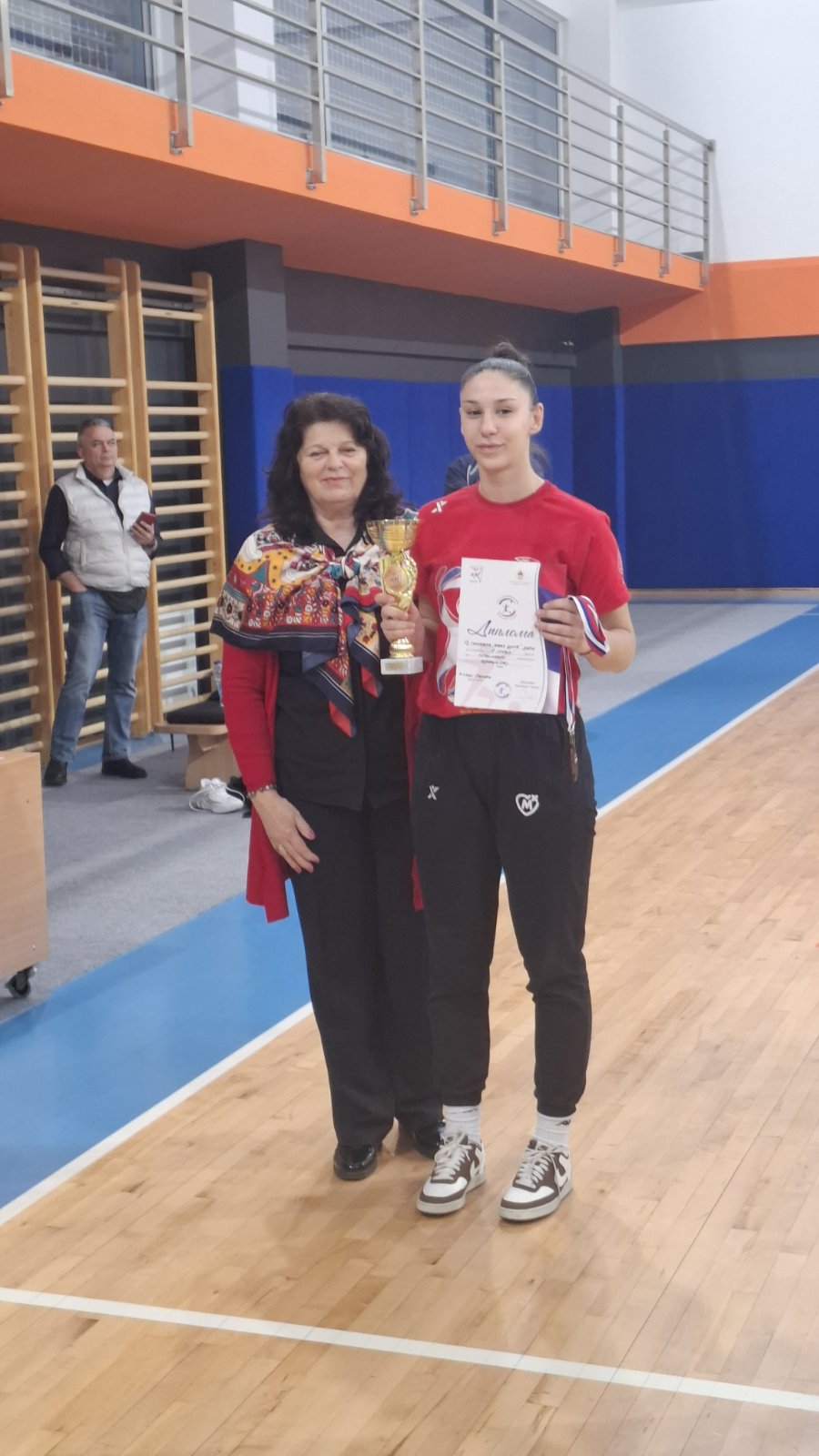 DOBOJ Gimnazijalke donijele bronzu sa Republickog takmicenja u odbojci 02