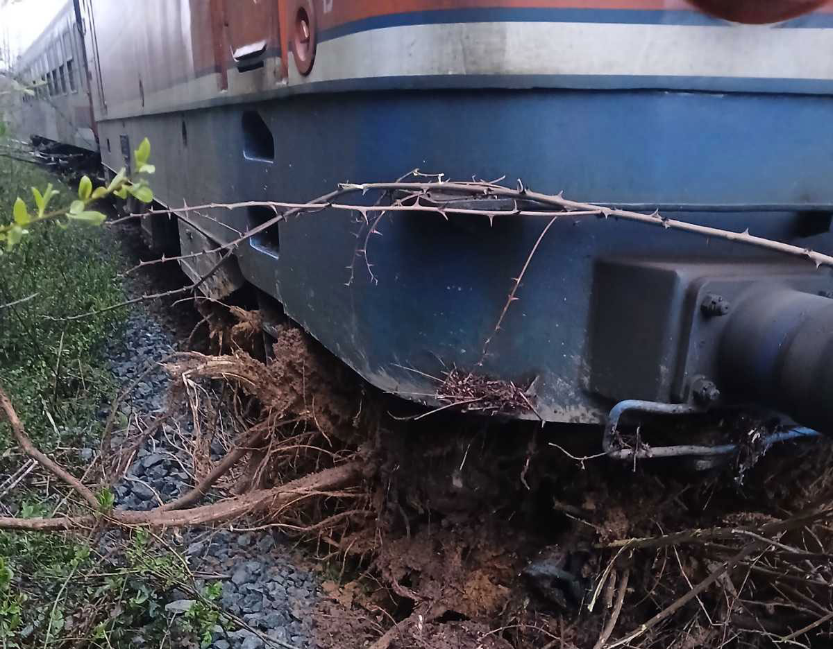 DOBOJ: Voz naletio na odron, nema povrijeđenih