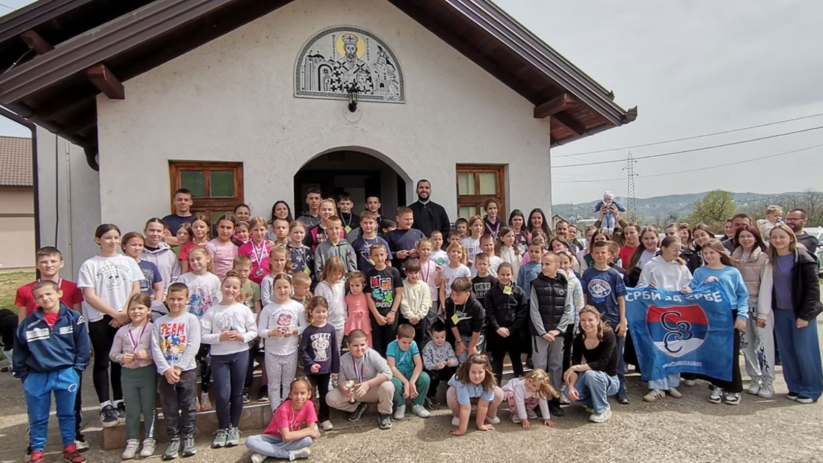 DOBOJ: Vaskršnje igre okupile veliki broj mališana