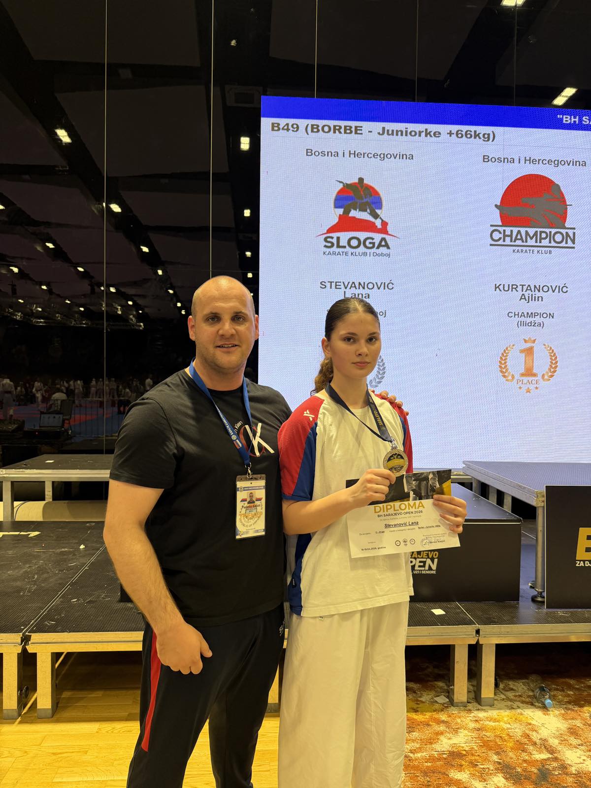 DOBOJ Karatisti Sloge briljirali u Sarajevu 04