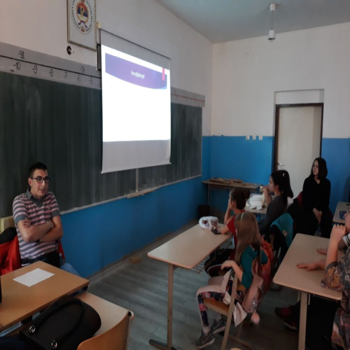 moj-poseban-drug-drugarica-06