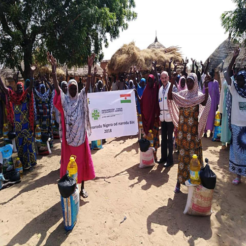 djeci-nigera-humanost-nepoznaje-granice-05