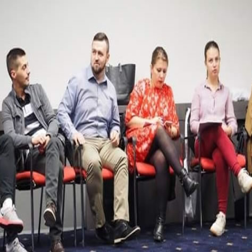 mladi-obnavljaju-skolu-ljeskove-vode-01