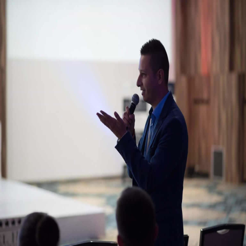 mladi-obnavljaju-skolu-ljeskove-vode-03