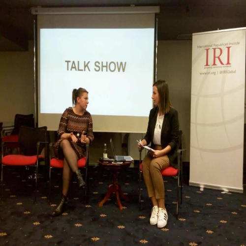 mladi-obnavljaju-skolu-ljeskove-vode-05