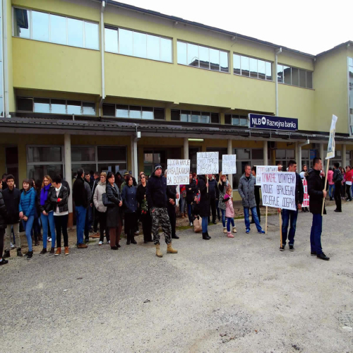 protesti-saobracajka-petrovo-2015-09